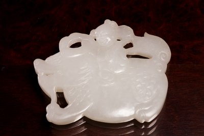 White Jade Mythical Beast Carving