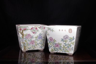 Pair of Dayazhai Jardinières with Peony and Peach